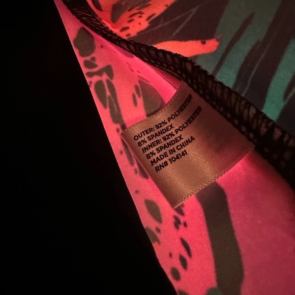 NWT Size 2 Lady Hagen Patterned Athletic Skort with Scalloped Bottom - Picture 4 of 6